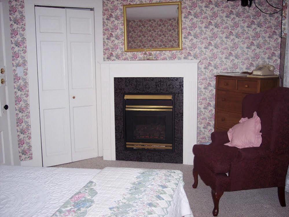 Glen Oaks Inn Интервейл Экстерьер фото